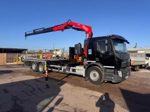 2018 VOLVO FE CRANE TRUCK