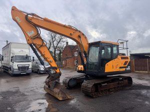 2016 HYUNDAI HX140L EXCAVATOR