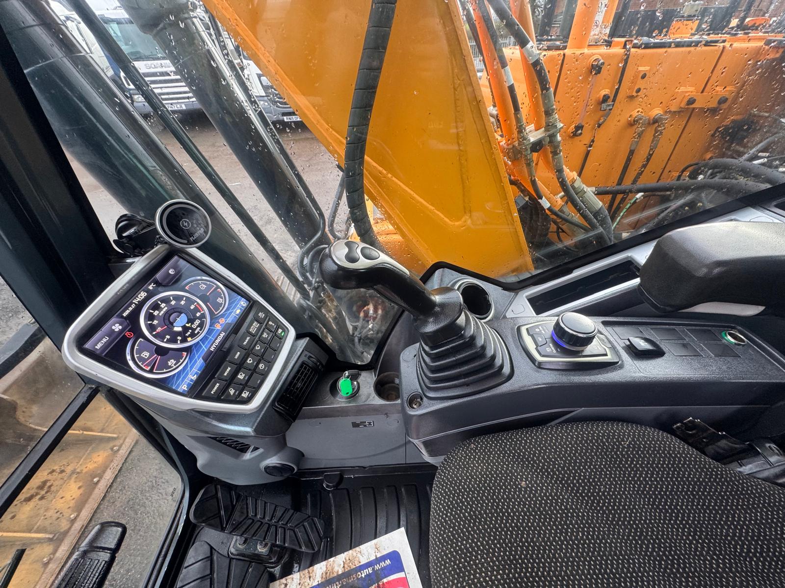 WhatsApp Image 2026-01-27 at 14.14.24 (14)