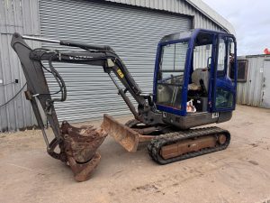2002 VOLVO EC25 MINI EXCAVATOR