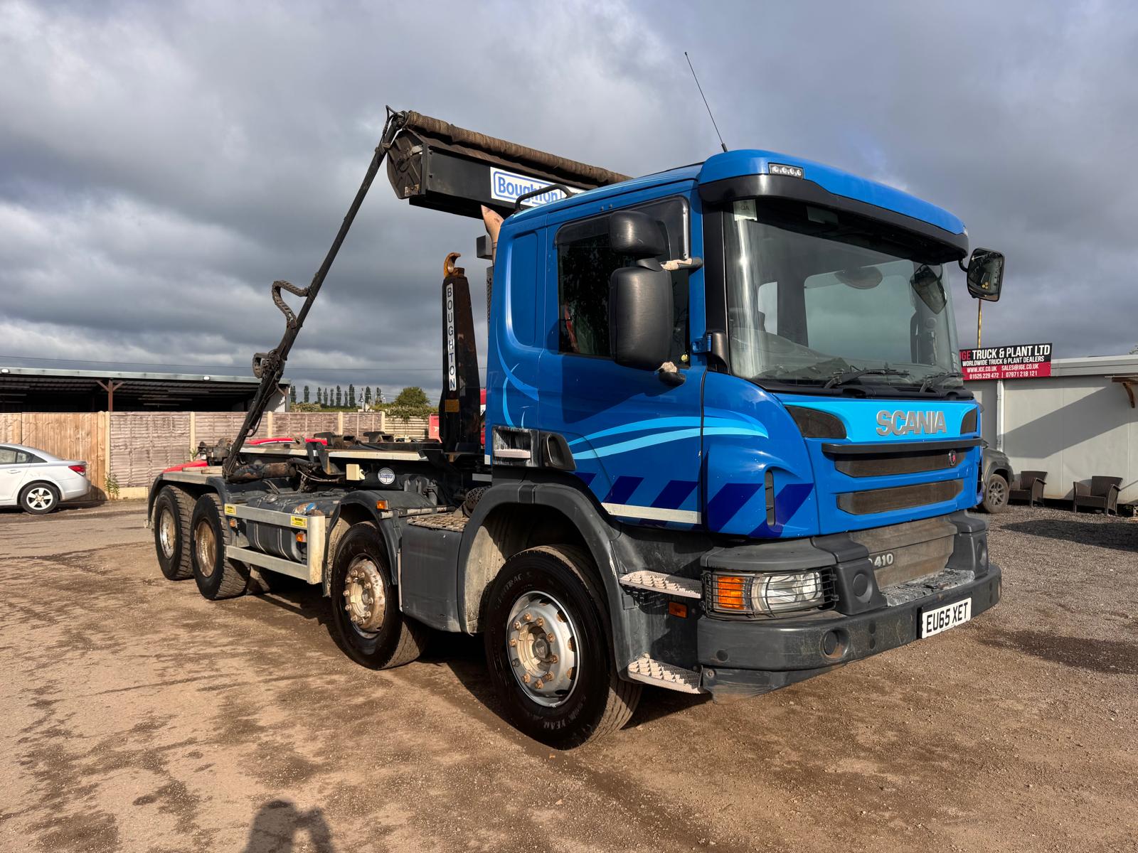2015 SCANIA P410 HOOK LOADER