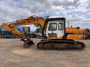 1995 HYUNDAI ROBEX 210LC EXCAVATOR