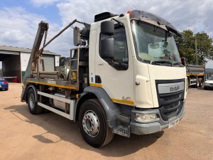 2016 DAF LF220 SKIP TRUCK