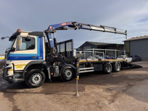 2017 VOLVO FMX450 BEAVERTAIL WITH CRANE