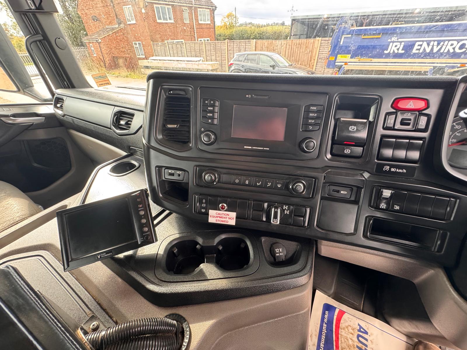 WhatsApp Image 2026-10-15 at 14.46.10 (9)