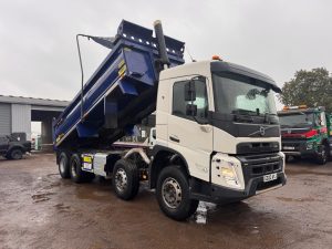2022 VOLVO FMX420 TIPPER